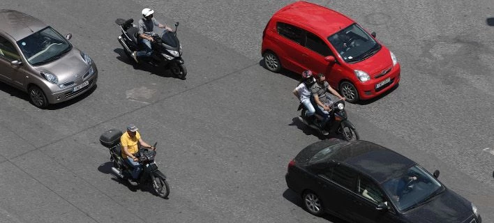 Δίπλωμα οδήγησης από τα 17 – Ολες οι αλλαγές στις εξετάσεις